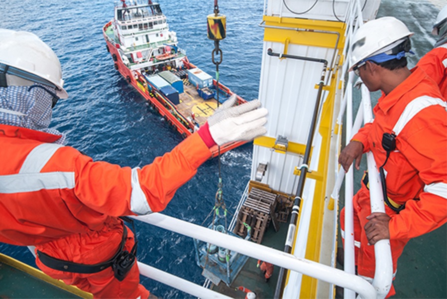 Crew transfer service